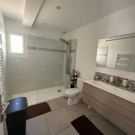 Suite 16M2 Independante Dans Villa Manosque Esterno foto