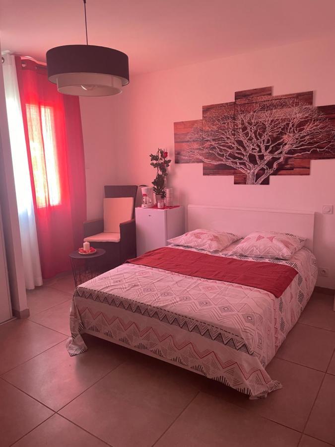 Suite 16M2 Independante Dans Villa Manosque Esterno foto